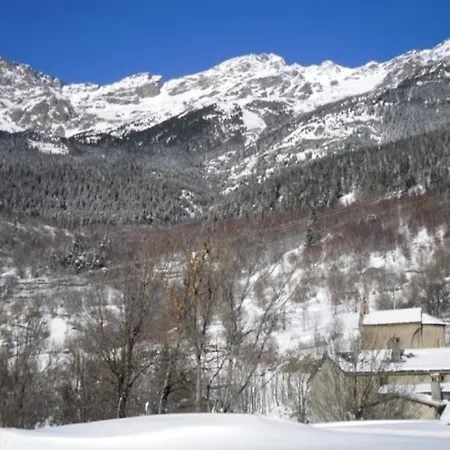 Chalet Chaleureux A Saint-andre Avec Vue Sur Montagne *
